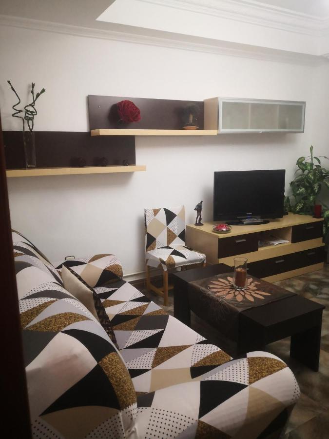 Sanvar Apartment อัลมาโกร ภายนอก รูปภาพ