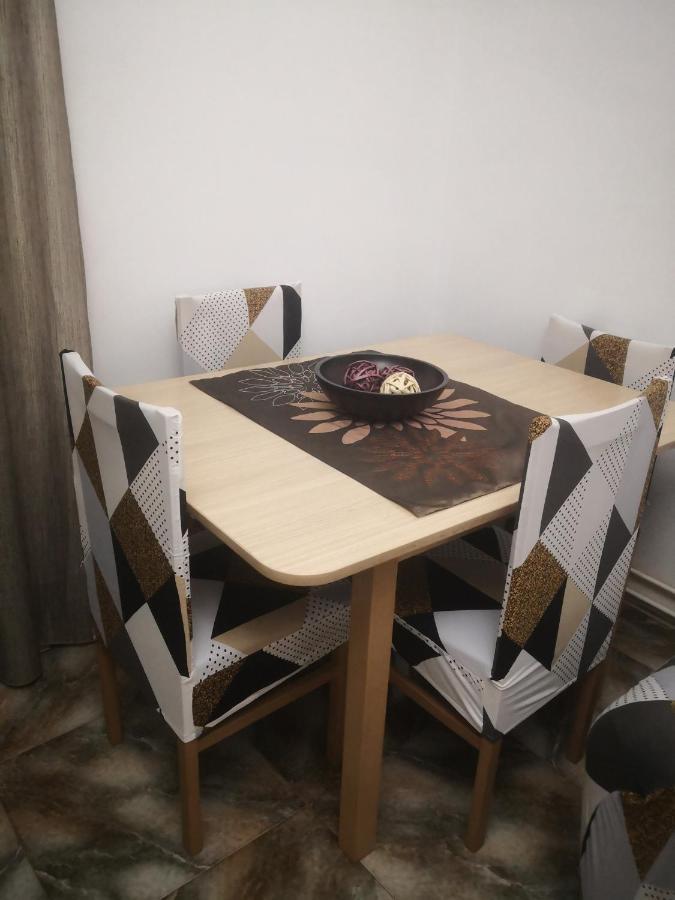 Sanvar Apartment อัลมาโกร ภายนอก รูปภาพ