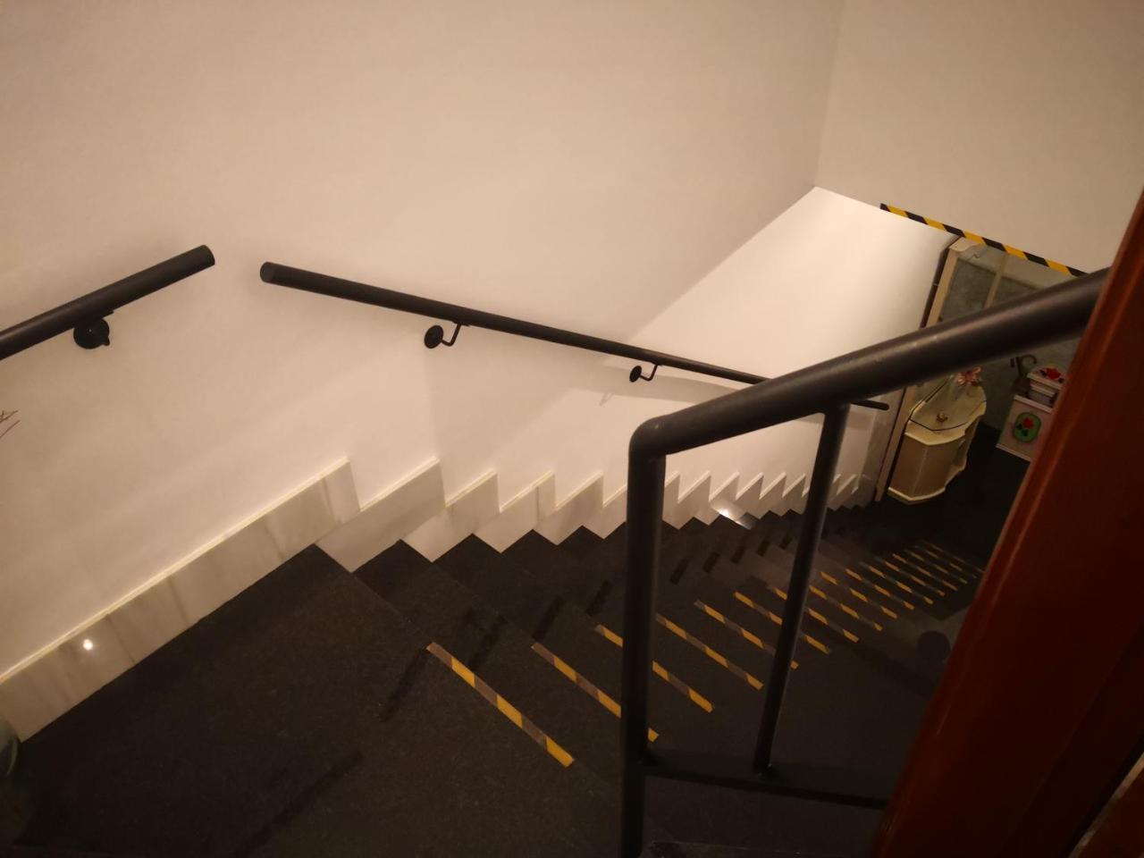 Sanvar Apartment อัลมาโกร ภายนอก รูปภาพ
