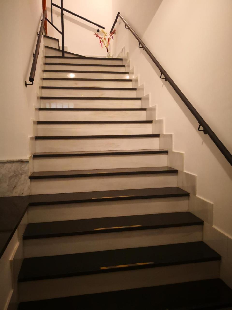Sanvar Apartment อัลมาโกร ภายนอก รูปภาพ
