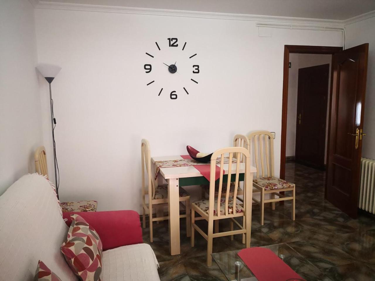 Sanvar Apartment อัลมาโกร ภายนอก รูปภาพ